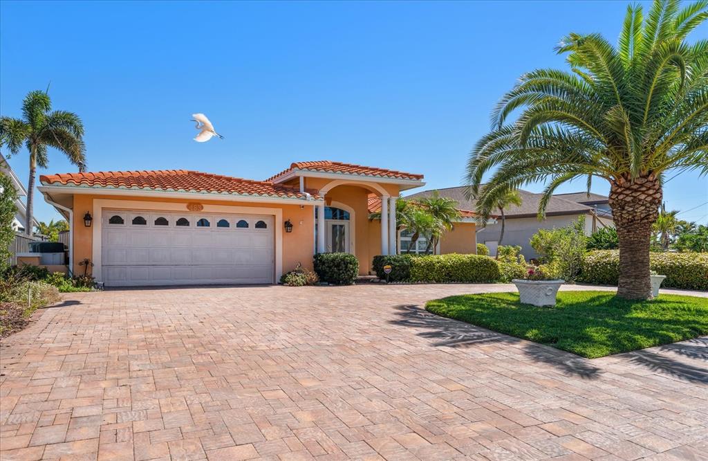 483 Harbor Drive North Indian Rocks Beach, FL 33785 - Photo 4 of 53