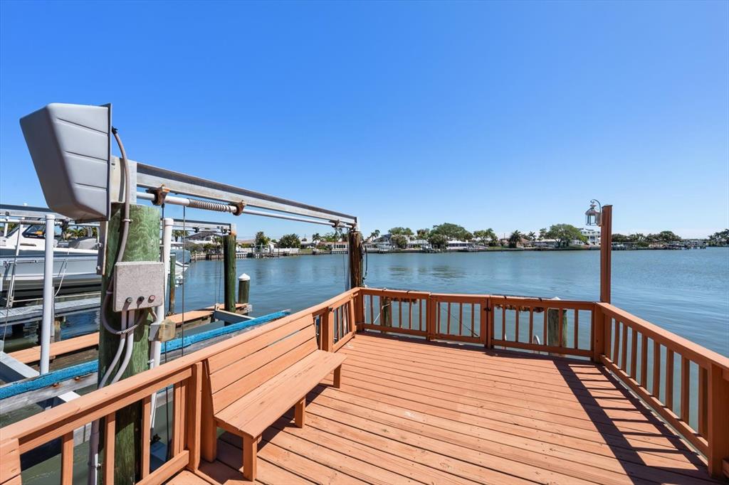 483 Harbor Drive North Indian Rocks Beach, FL 33785 - Photo 6 of 53