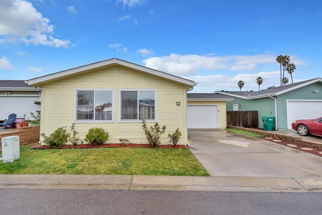 15935 Spring Oaks Road, Unit 2 El Cajon, CA 92021 - Photo 1 of 13 Gallery Image 1