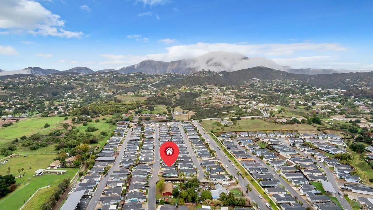 15935 Spring Oaks Road, Unit 2 El Cajon, CA 92021 - Photo 11 of 13 Gallery Image 11