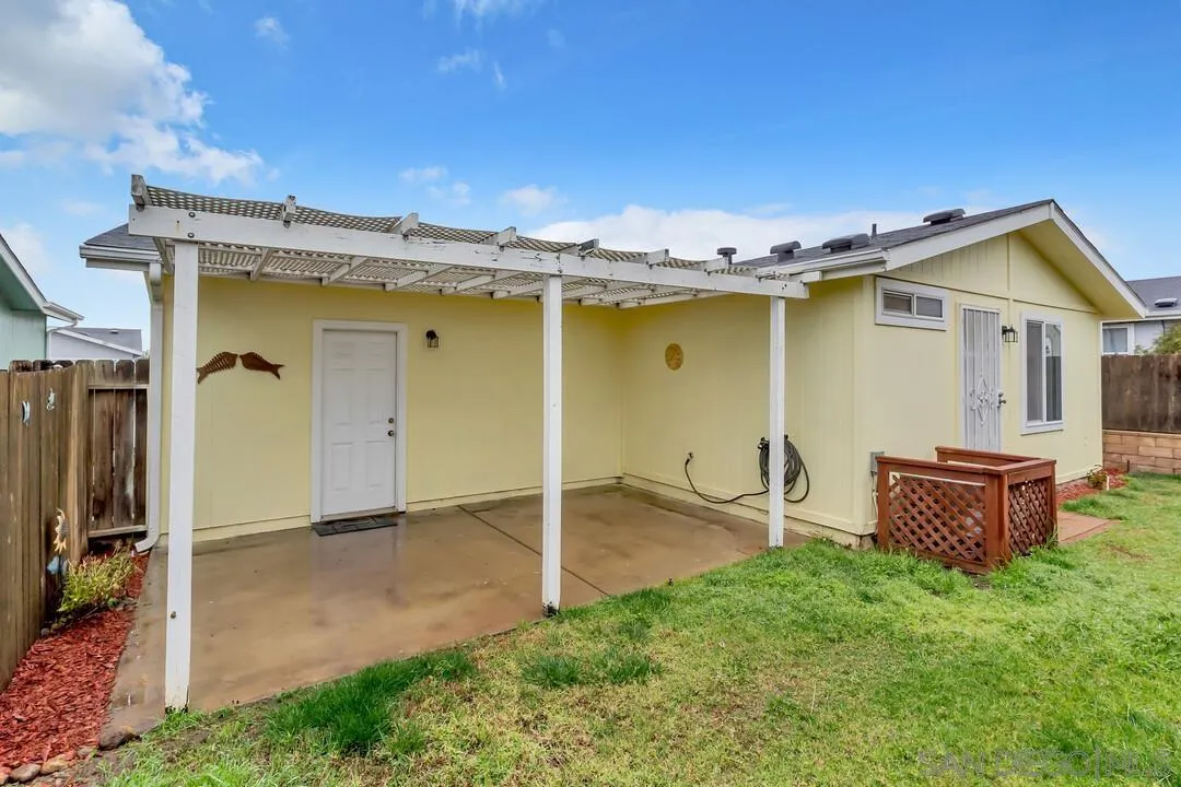 15935 Spring Oaks Road, Unit 2 El Cajon, CA 92021 - Photo 10 of 13 Gallery Image 10