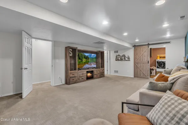 $665,000 | 1055 East Warm Springs Avenue, Post Falls, ID 83854