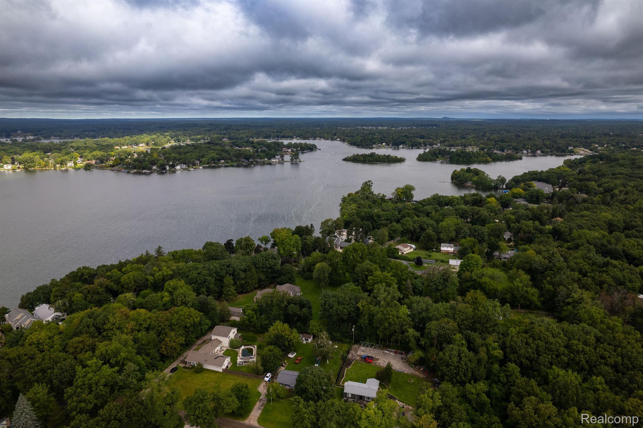 4080 England Beach Road White Lake, MI 48383 - Photo 51 of 59 Gallery Image 51