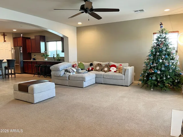 $2,095 | 2321 North Hidden Canyon Drive, Florence, AZ 85132