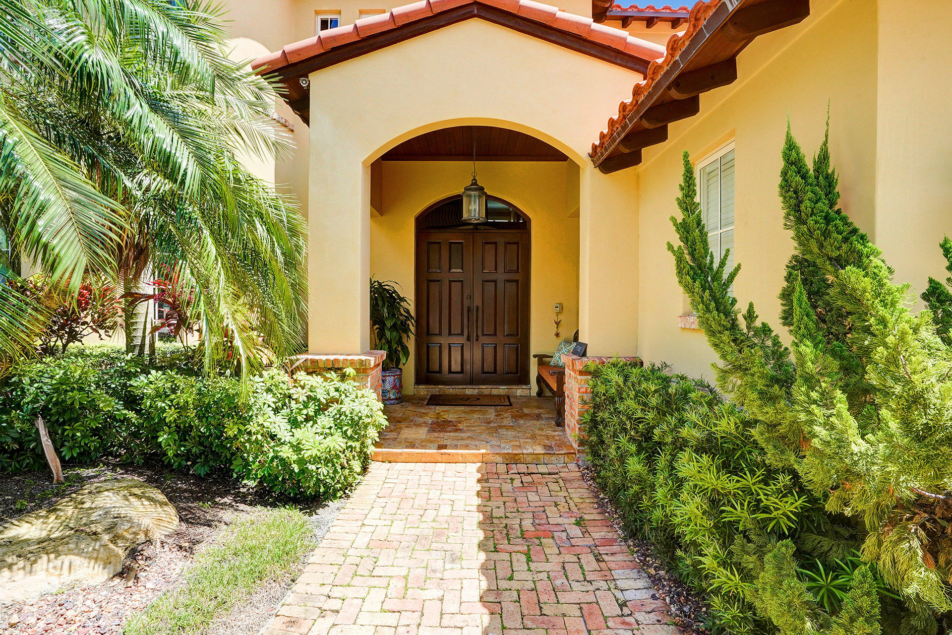 489 Oregon Lane Boca Raton, FL 33487 - Photo 7 of 92 dsc06875