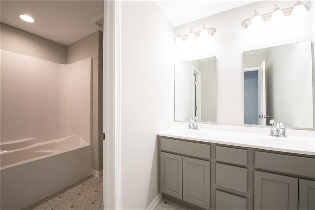 903 Rattlebox Lane Westfield, IN 46074 - Photo 21 of 58 Gallery Image 21