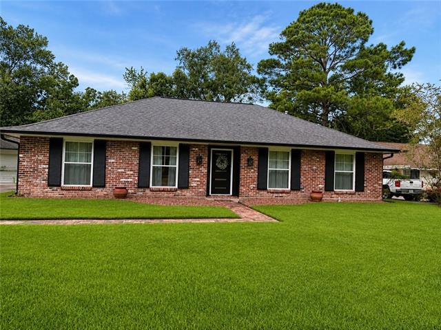 291 Cross Gates Boulevard Slidell, LA 70461 - Photo 1 of 10