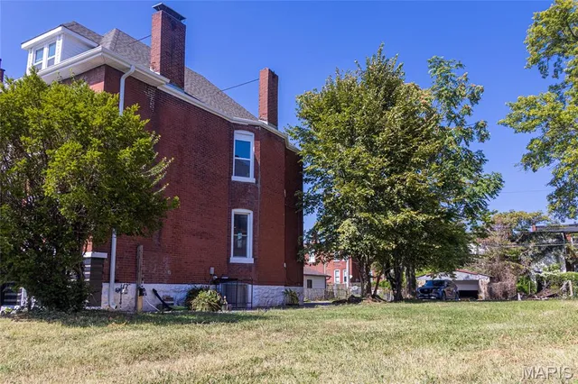 $249,900 | 3911 Sullivan Avenue, St. Louis, MO 63107