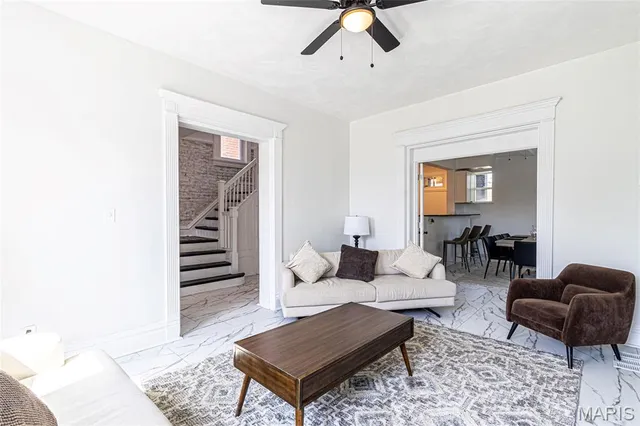 $249,900 | 3911 Sullivan Avenue, St. Louis, MO 63107