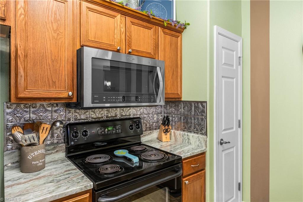 5780 Fox Ridge Lane Winston-Salem, NC 27104 - Photo 15 of 35 Kitchen