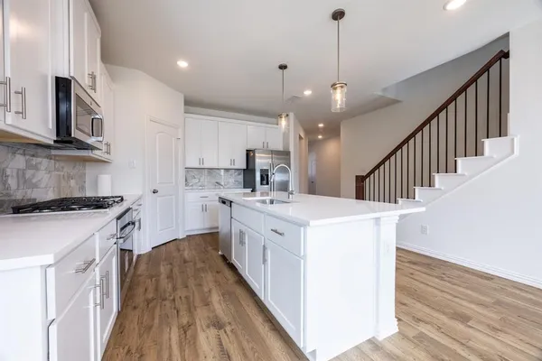 $2,895 | 1408 Grove Pond Road, Forney, TX 75126