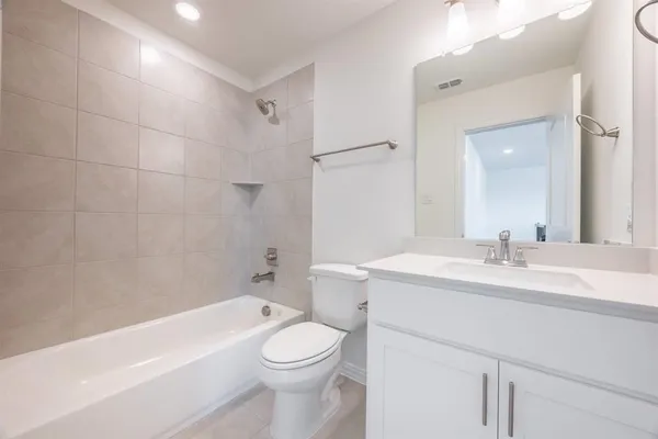 $2,895 | 1408 Grove Pond Road, Forney, TX 75126