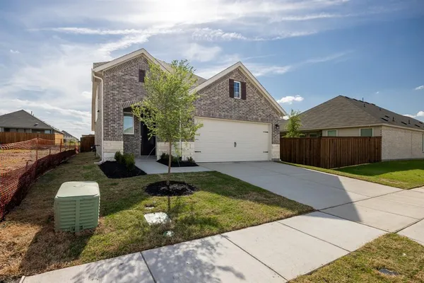 $2,895 | 1408 Grove Pond Road, Forney, TX 75126