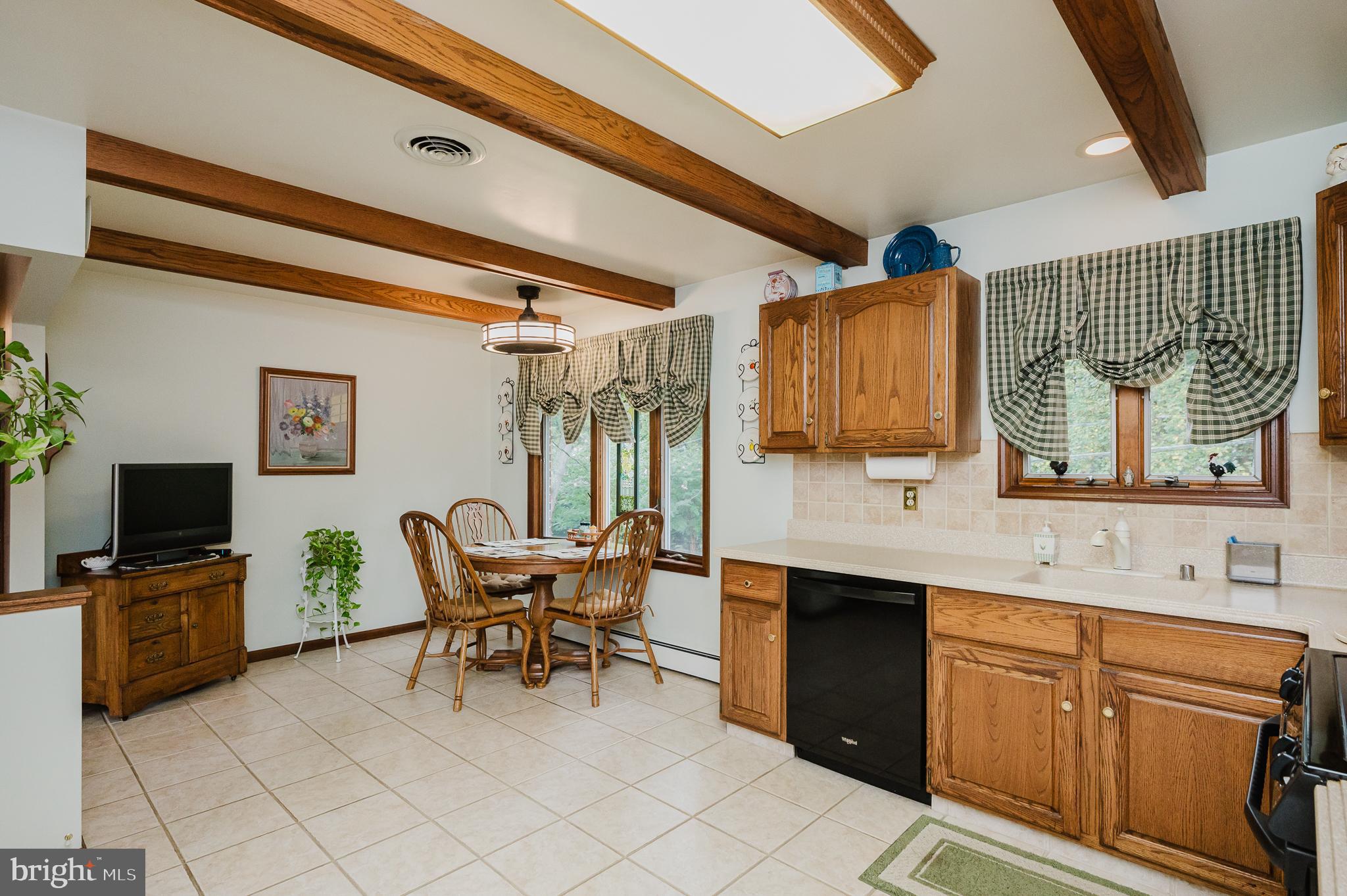 1321 Murgatroyd Road Fallston, MD 21047 - Photo 16 of 52 Kitchen with Table Space