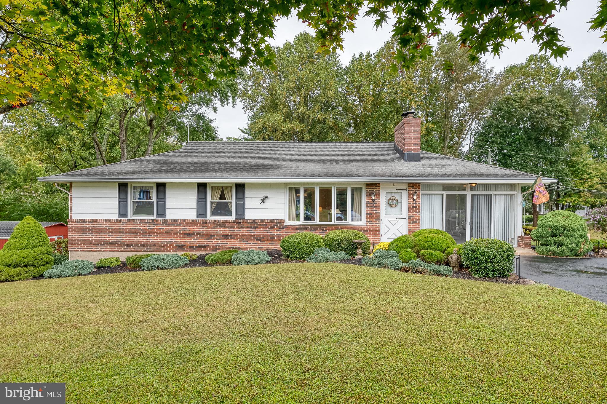 1321 Murgatroyd Road Fallston, MD 21047 - Photo 4 of 52