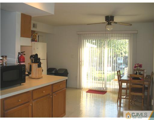 192 Evergreen Road, Unit 10B Edison, NJ 08837 - Photo 11 of 22 Gallery Image 11