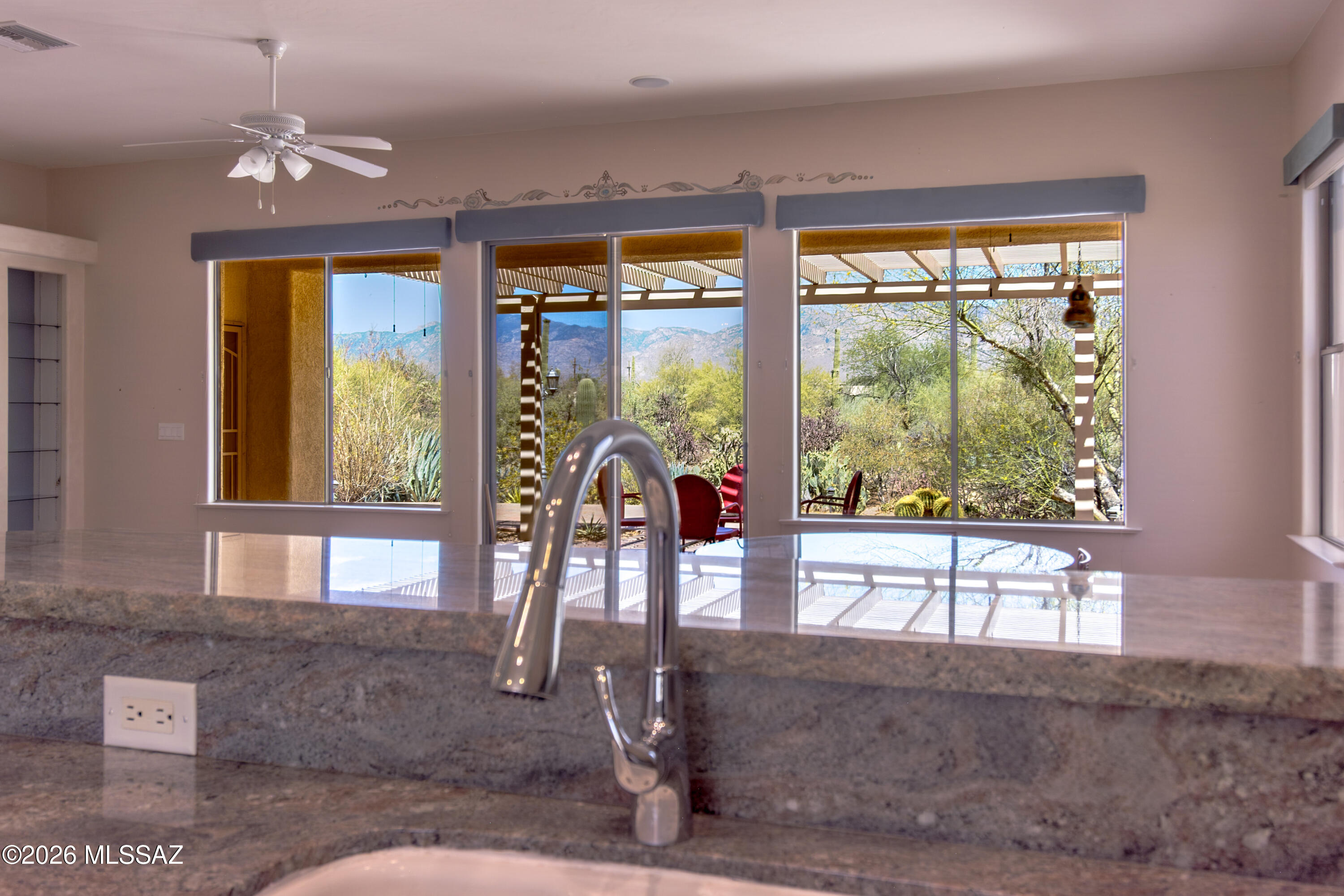 3002 West Oasis Road Tucson, AZ 85742 - Photo 14 of 49 Kitchen View 3002