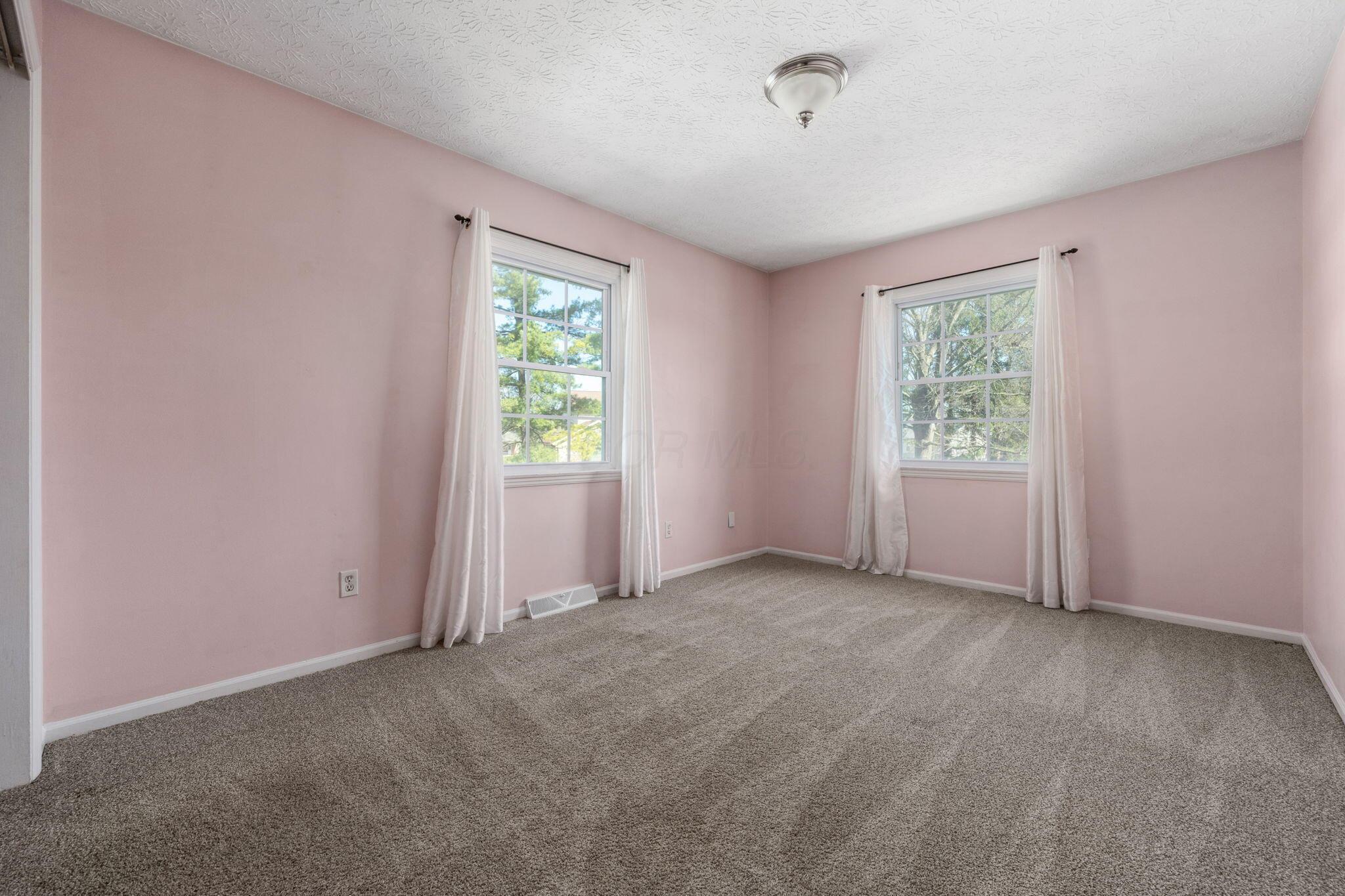 280 East Schrock Road Westerville, OH 43081 - Photo 43 of 72 Bedroom 3