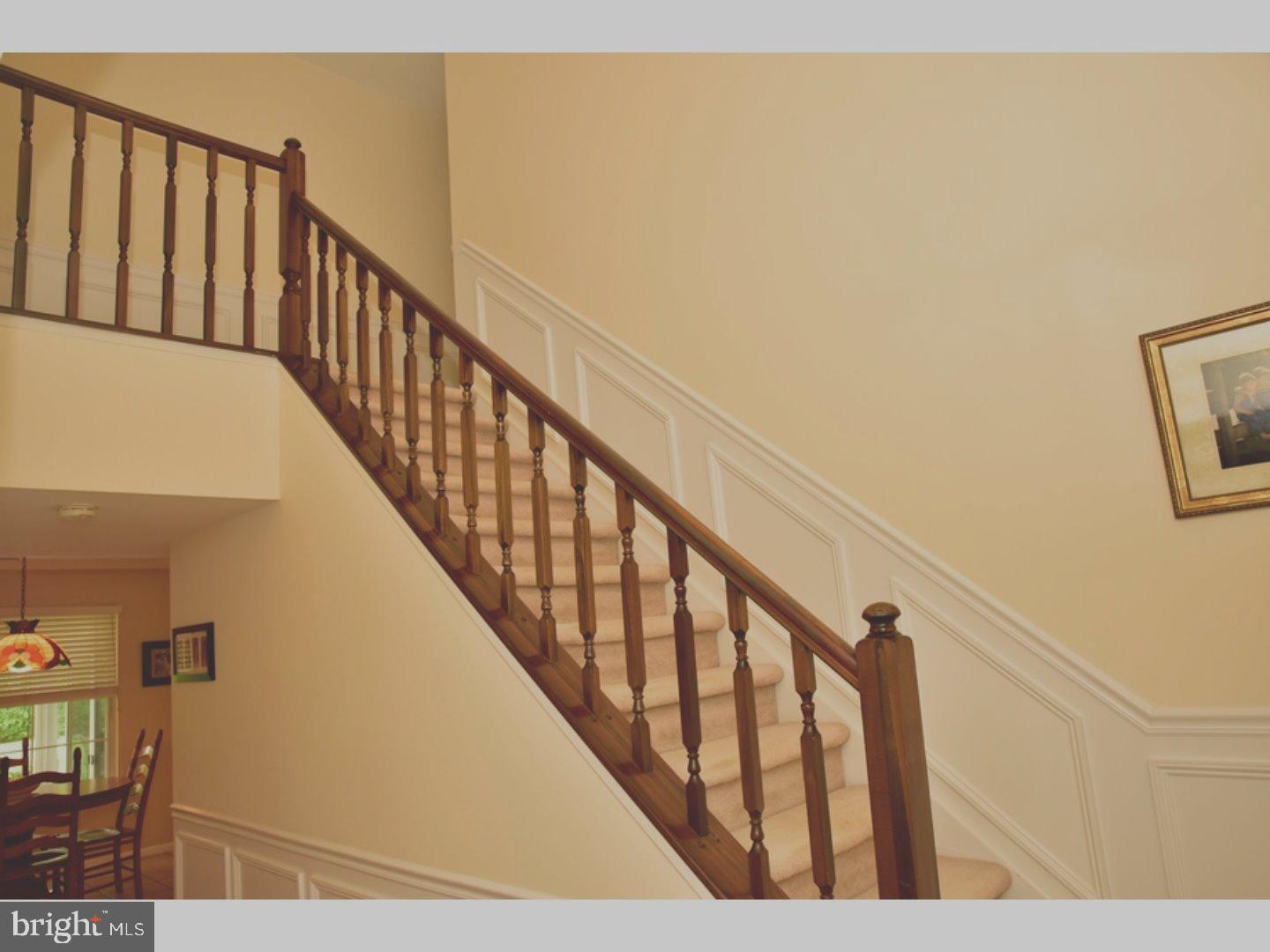 226 Aspen Road Yardley, PA 19067 - Photo 13 of 24 Hallway