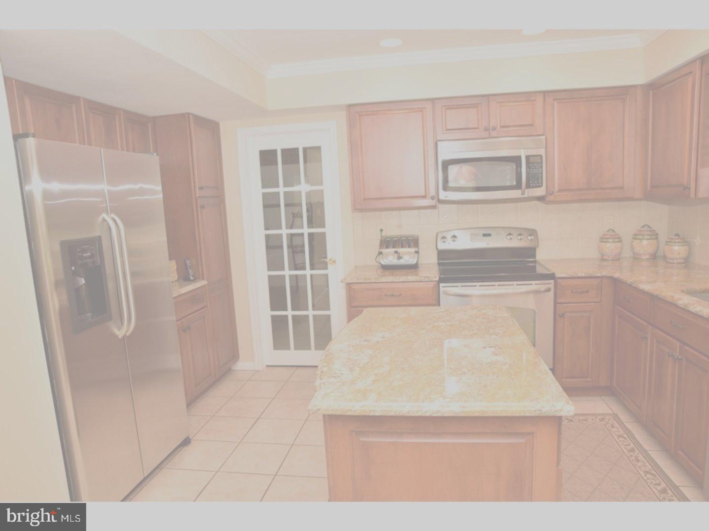 226 Aspen Road Yardley, PA 19067 - Photo 7 of 24 Kitchen