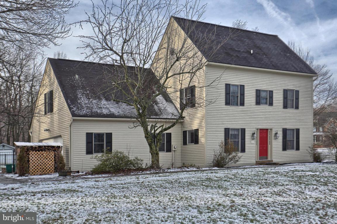 390 Greentree Road Elizabethtown, PA 17022 - Photo 1 of 33