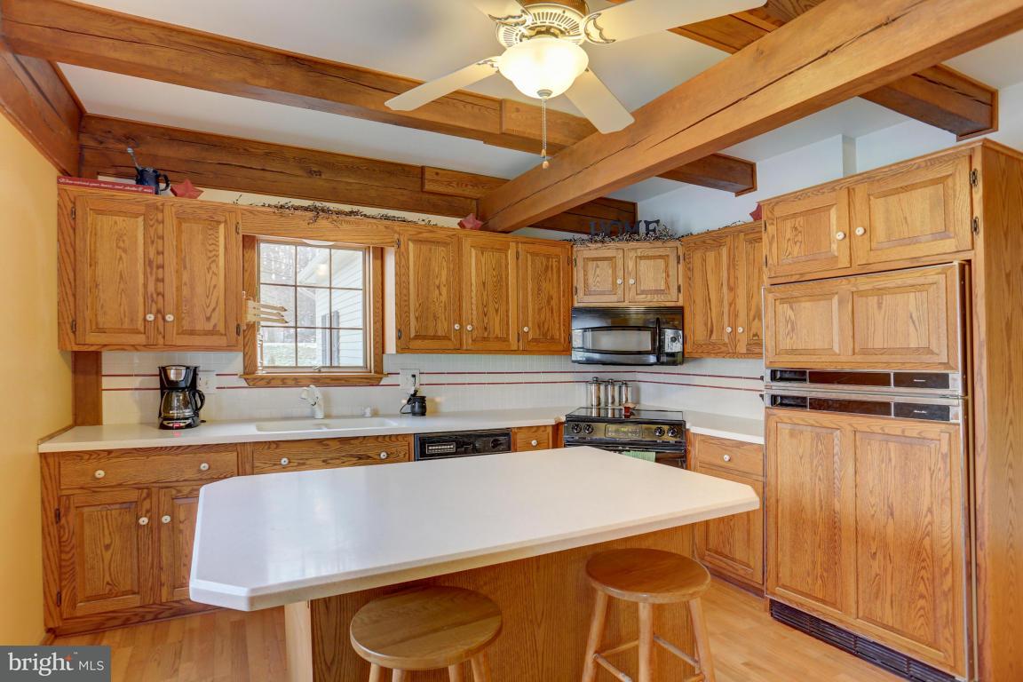 390 Greentree Road Elizabethtown, PA 17022 - Photo 11 of 33