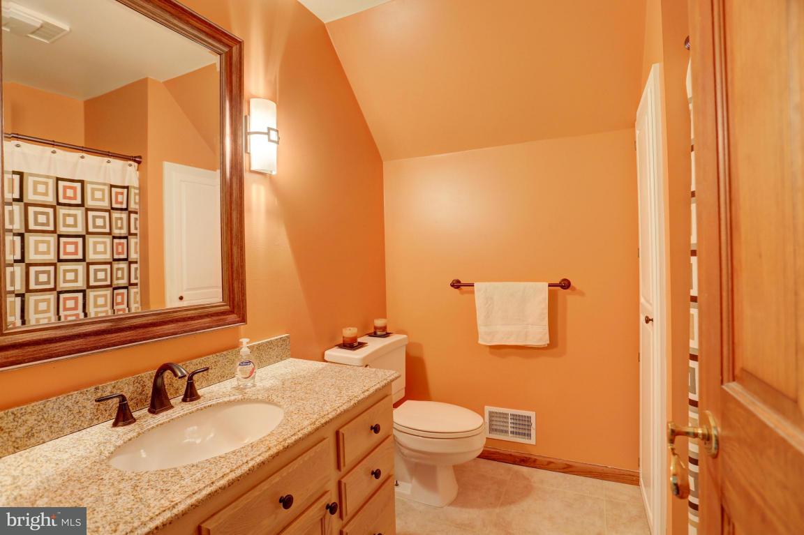 390 Greentree Road Elizabethtown, PA 17022 - Photo 25 of 33