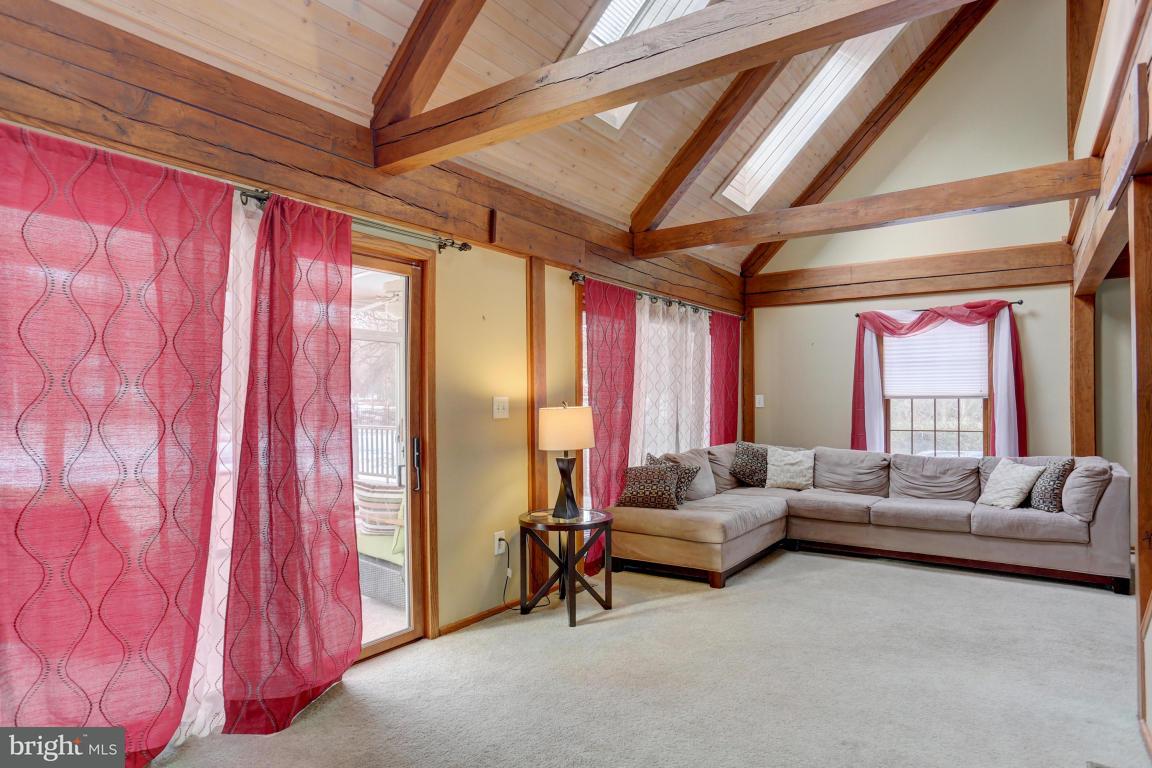 390 Greentree Road Elizabethtown, PA 17022 - Photo 5 of 33
