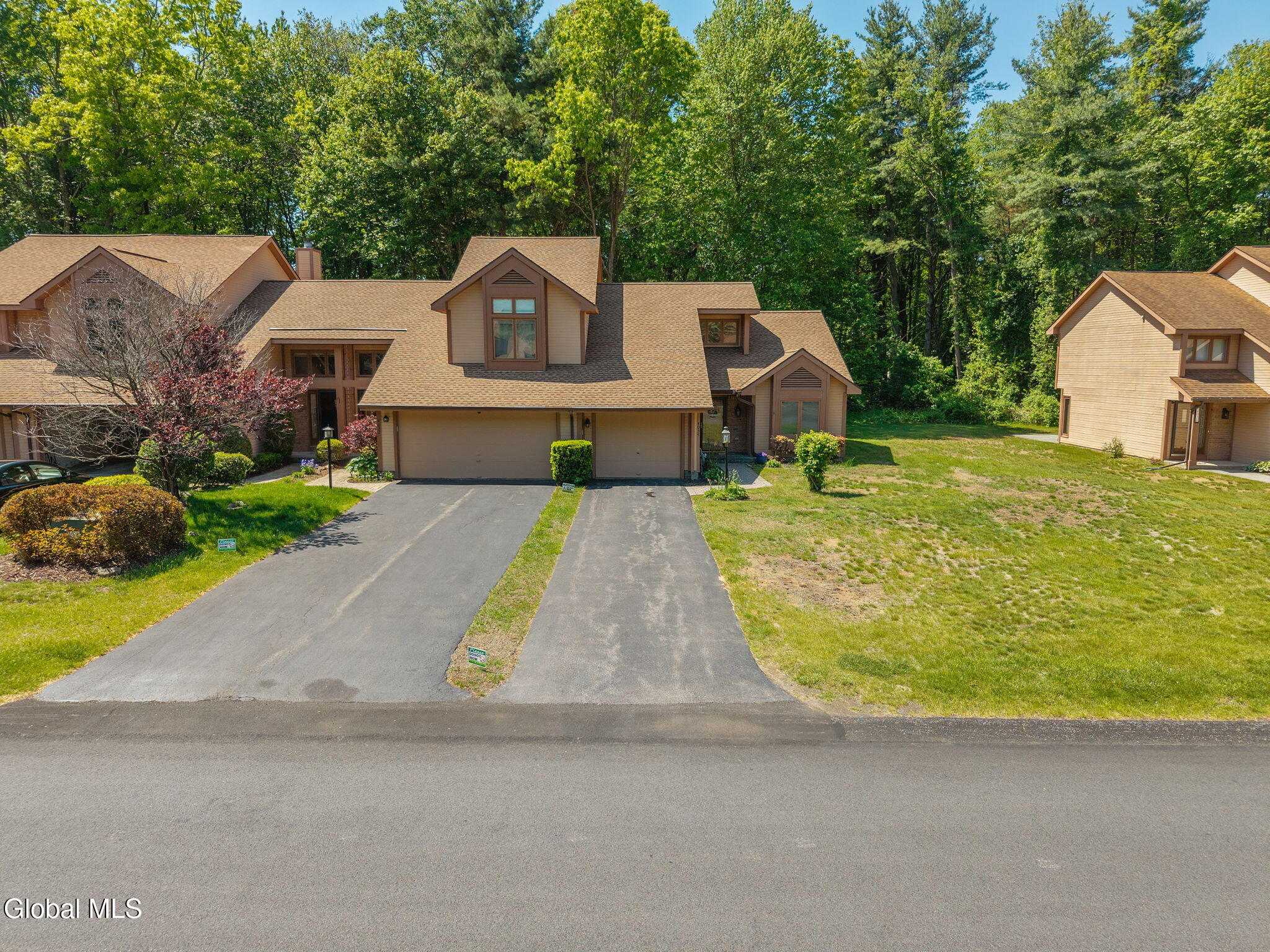 4034 Georgetown Square Guilderland, NY 12303 - Photo 29 of 34 4-4034GeorgetownSq_04