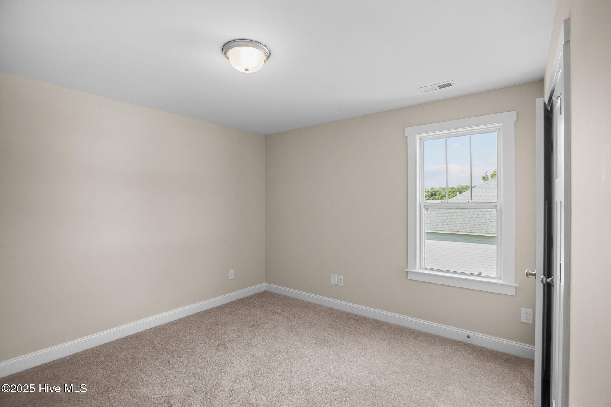 3452 Rockbend Road Greenville, NC 27834 - Photo 25 of 36 Photo of similar home