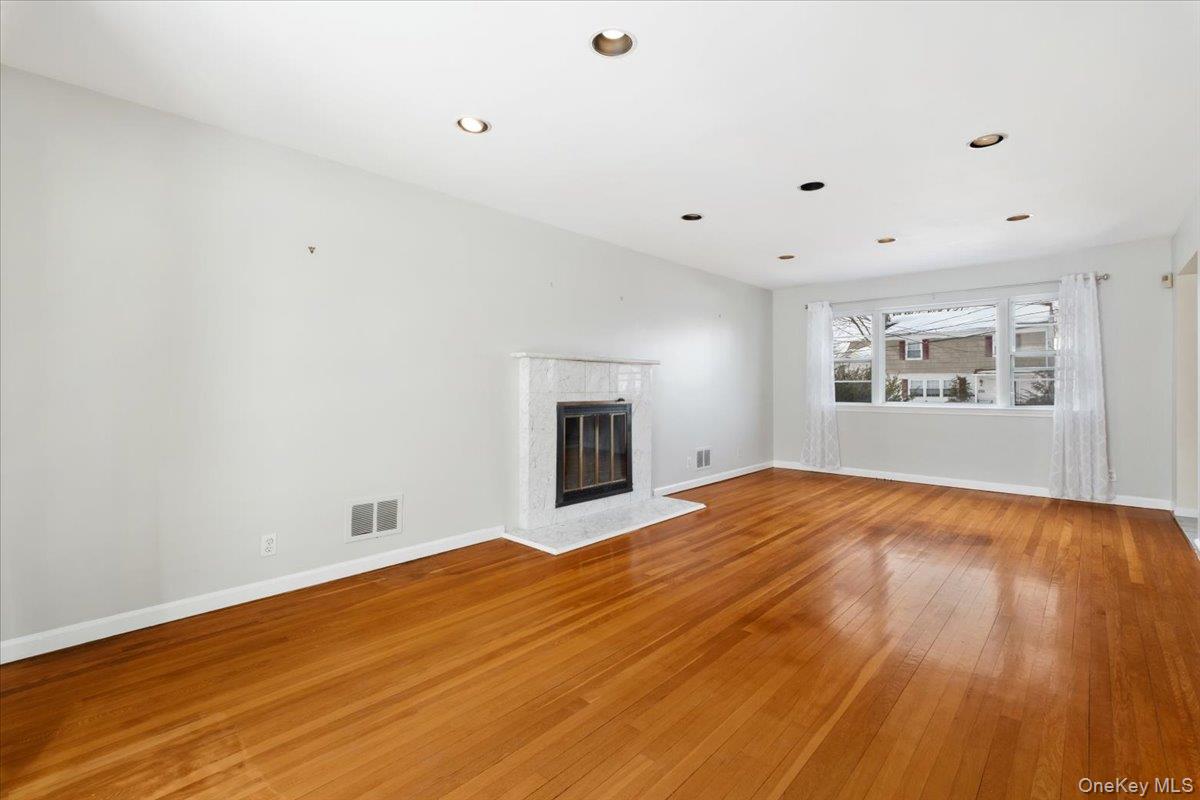 48 Madison Road Scarsdale, NY 10583 - Photo 11 of 41