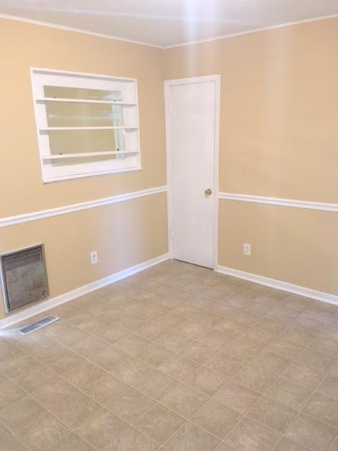 3745 Old Kentucky Road Morristown, TN 37814 - Photo 5 of 13 IMG_2931