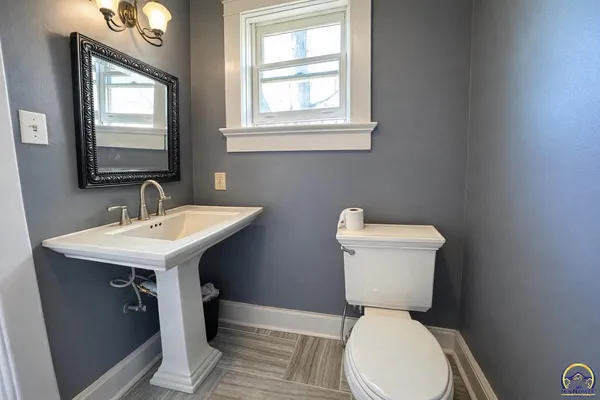 $299,950 | 829 Southwest Buchanan Street, Topeka, KS 66606