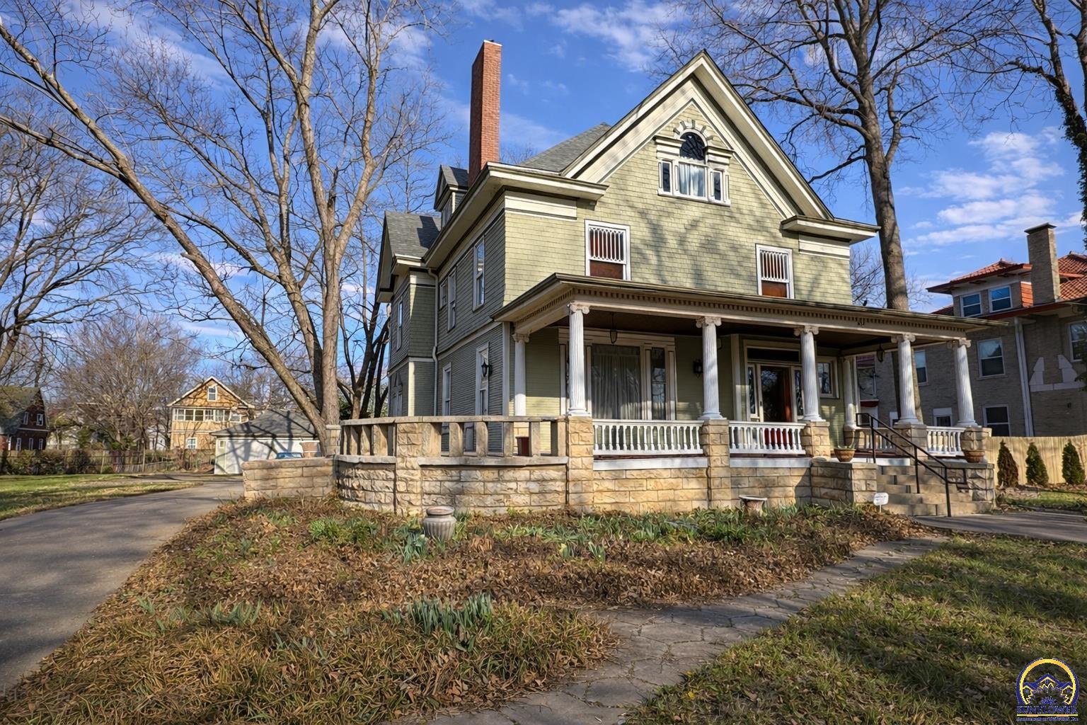 829 Southwest Buchanan Street Topeka, KS 66606 - Photo 2 of 28