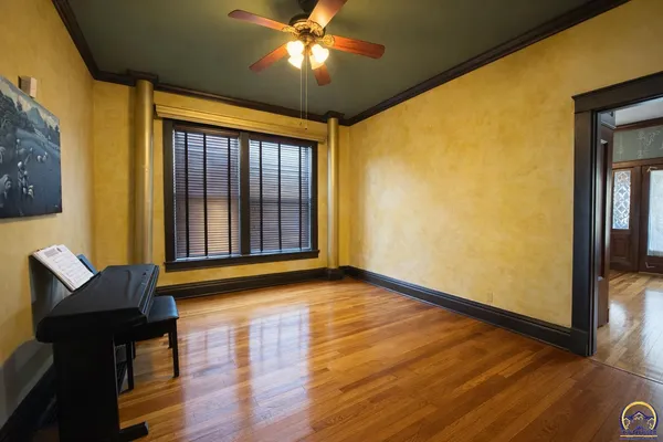 $299,950 | 829 Southwest Buchanan Street, Topeka, KS 66606