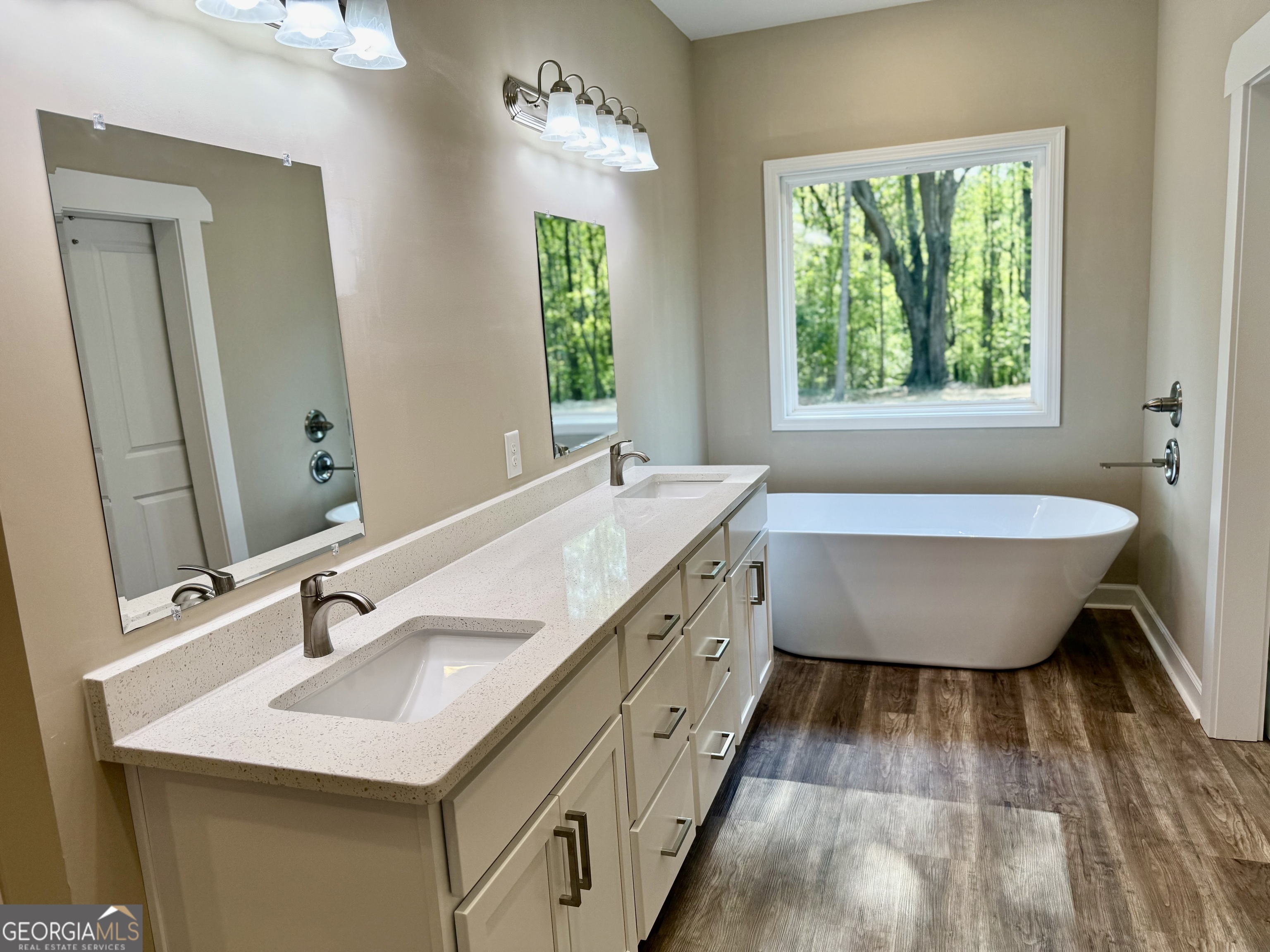 921 Silver Dollar Road Maysville, GA 30558 - Photo 9 of 23