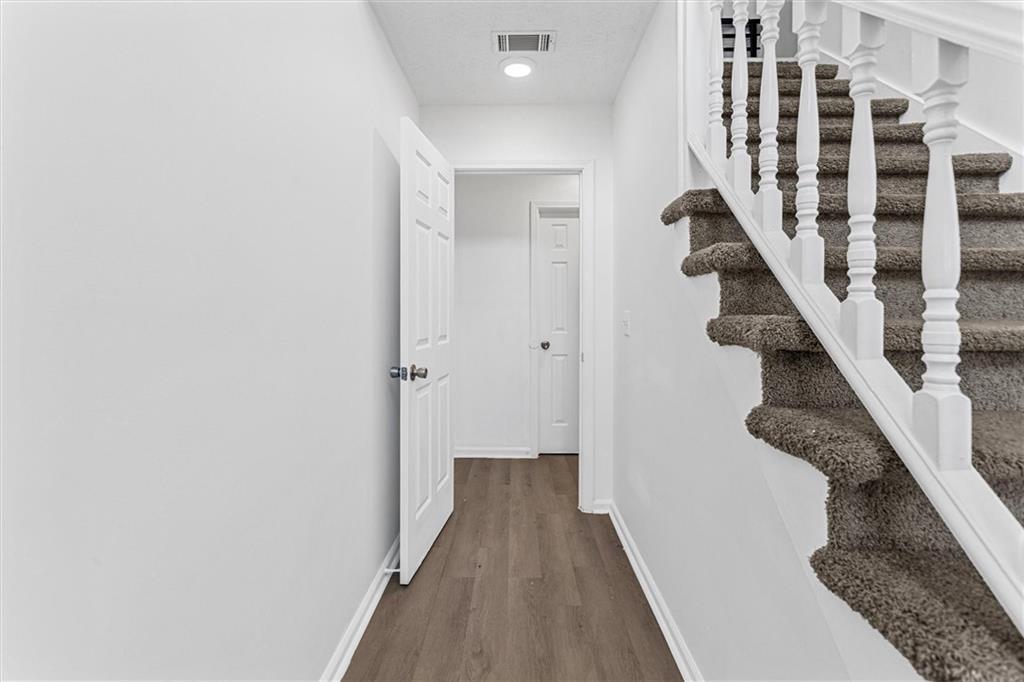 870 Hounds Ridge Court Lawrenceville, GA 30043 - Photo 11 of 70