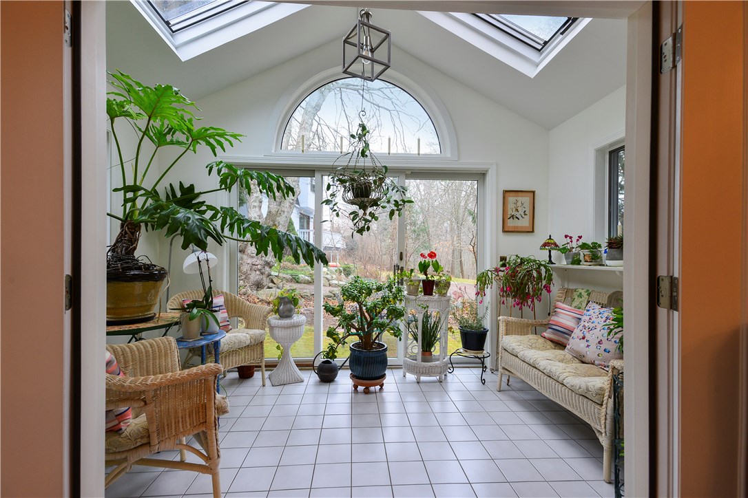 5 Gounod Road Westerly, RI 02891 - Photo 5 of 29