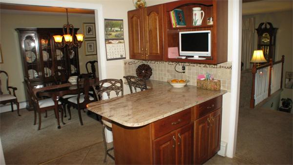 10 Spruce Road Swansea, MA 02777 - Photo 19 of 23 Gallery Image 19