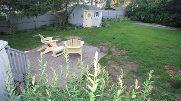 10 Spruce Road Swansea, MA 02777 - Photo 23 of 23 Gallery Image 23