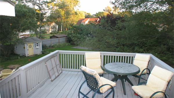 10 Spruce Road Swansea, MA 02777 - Photo 8 of 23 Gallery Image 8