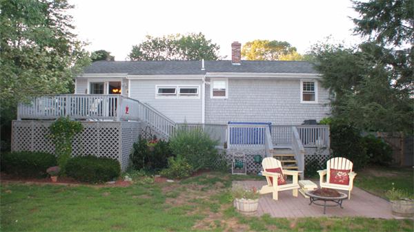 10 Spruce Road Swansea, MA 02777 - Photo 9 of 23 Gallery Image 9