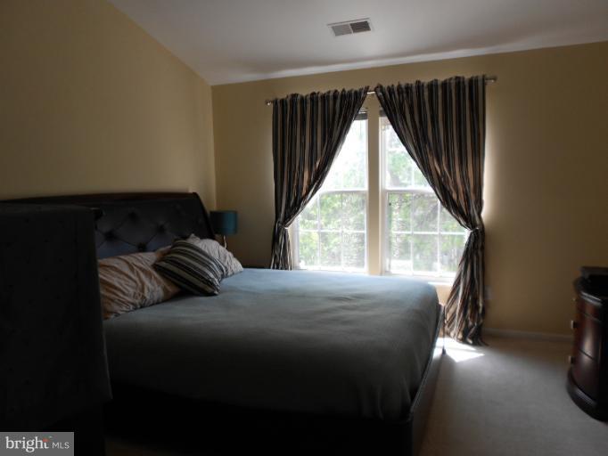 906 Rolfe Place Alexandria, VA 22314 - Photo 6 of 19 Bedroom (Master)