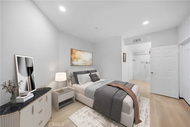 $896,000 | 2253 Martin, Unit 106, Irvine, CA 92612