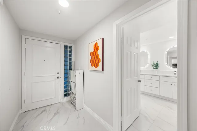 $896,000 | 2253 Martin, Unit 106, Irvine, CA 92612