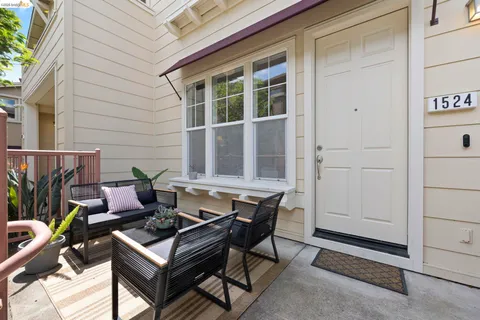 $525,000 | 1524 Tucker Street, Oakland, CA 94603