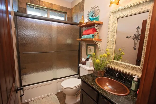 $1,699,000 | 7060 Hells Gate Loop, Strawn, TX 76475