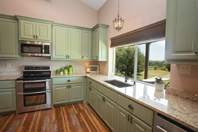 $1,699,000 | 7060 Hells Gate Loop, Strawn, TX 76475