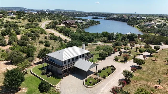 $1,699,000 | 7060 Hells Gate Loop, Strawn, TX 76475