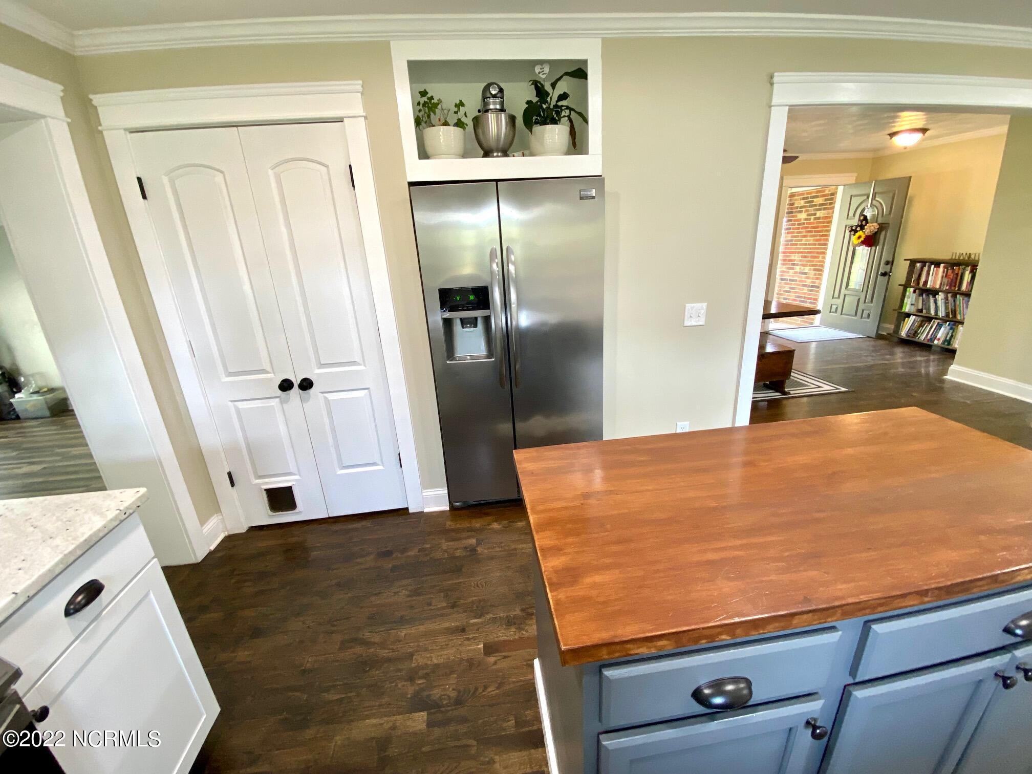 4078 Twisted Hickory Road Elizabethtown, NC 28337 - Photo 11 of 46 With Large Pantry Closet